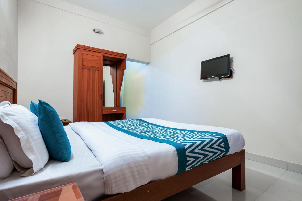 مانانثافادي Oyo 9404 Hotel White Fort المظهر الخارجي الصورة